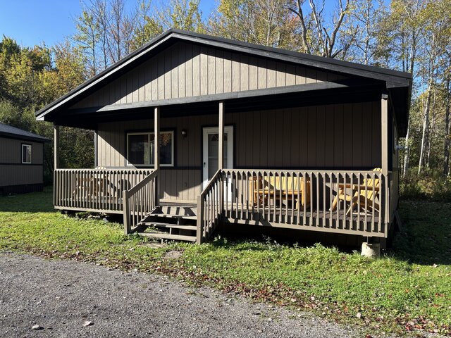 Bear Creek Lake Resort | cowboy cabin rentals in Western NY, Sleeps up to 8